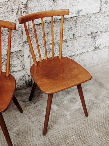 Alma, la paire de chaises en bois N°344