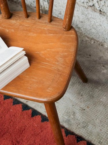 Alma, la paire de chaises en bois N°729