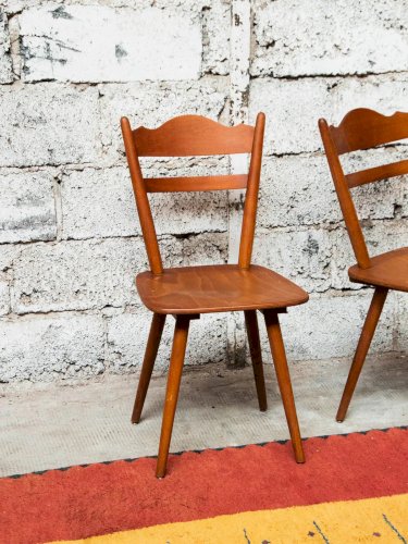 Alma, la paire de chaises en bois N°733