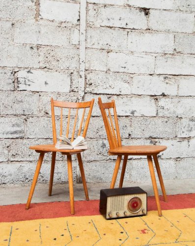 Alma, la paire de chaises en bois N°734