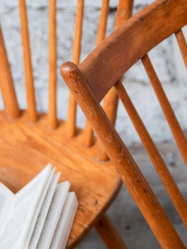 Alma, la paire de chaises en bois N°734