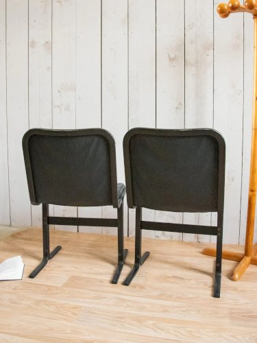 Alma, la paire de chaises en cuir N°1116