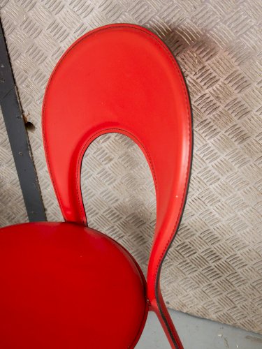 Alma, la paire de chaises en cuir N°310