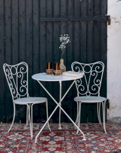 Alma, the metal chair pair No. 572