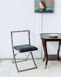 Alma, the metal chair pair N°594