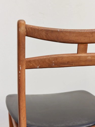 Alma, la paire de chaises en simili cuir N°1045