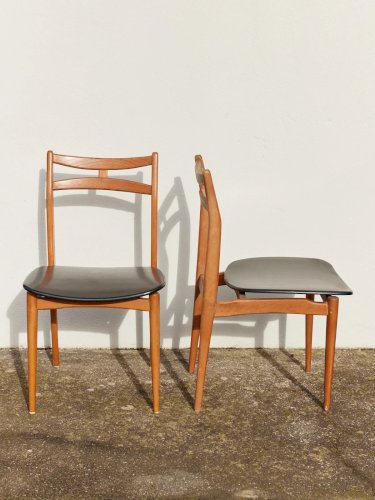 Alma, la paire de chaises en simili cuir N°1045