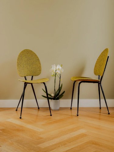 Alma, la paire de chaises en skaï N°902