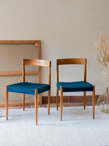 Alma, la paire de chaises en teck blond N°971