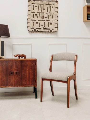 Alma, la paire de chaises en tissu N°1004