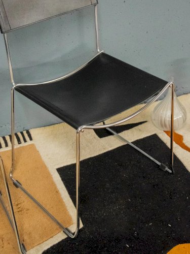 Alma, la paire de chaises italiennes N°1157