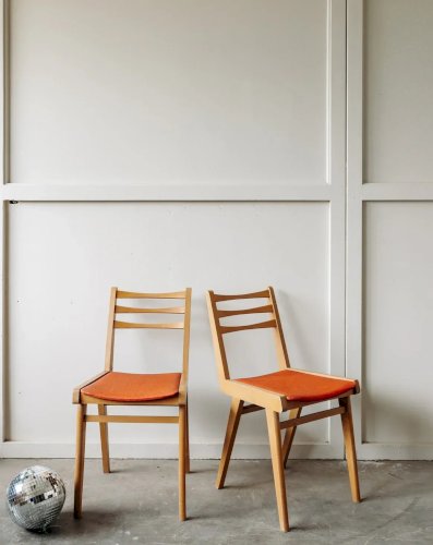 Alma, la paire de chaises N°406