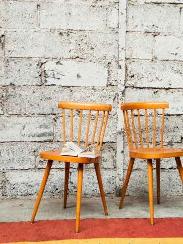 Alma, la paire de chaises style Baumann N°730