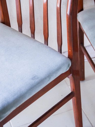 Alma, le lot de 2 chaises en bois N°506