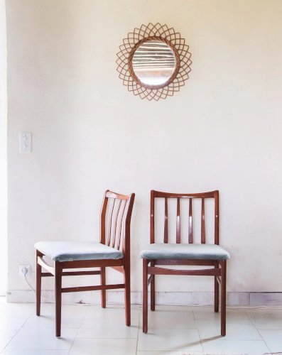 Alma, le lot de 2 chaises en bois N°506