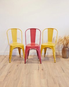 Alma, the lot of 3 metal chairs No. 1064