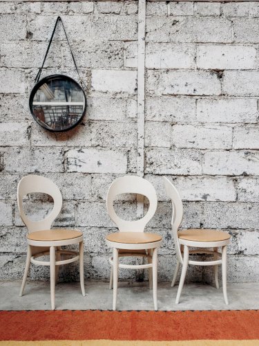 Alma, le lot de 3 chaises en skaï N°685