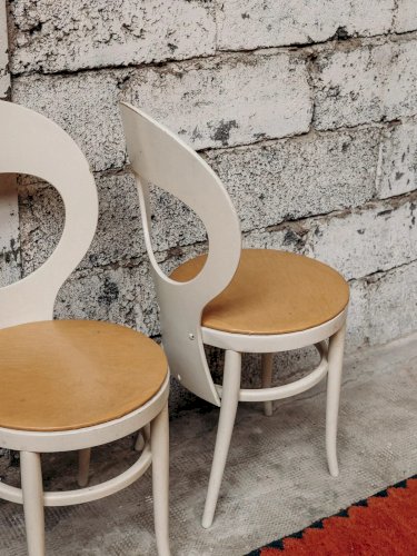 Alma, le lot de 3 chaises en skaï N°685