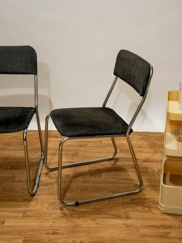 Alma, le lot de 4 chaises 70's N°534