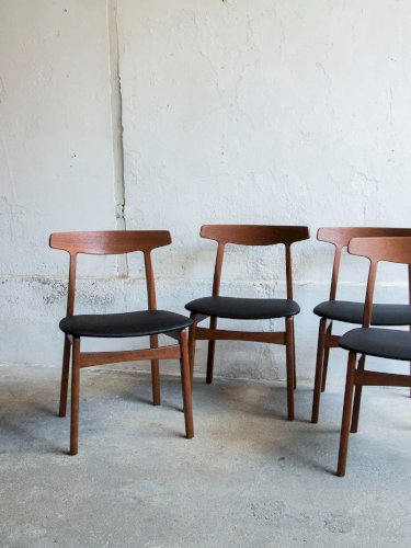 Alma, le lot de 4 chaises en bois N°694