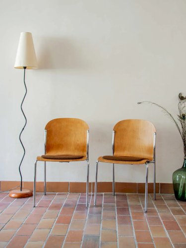 Alma, le lot de 4 chaises en métal N°539