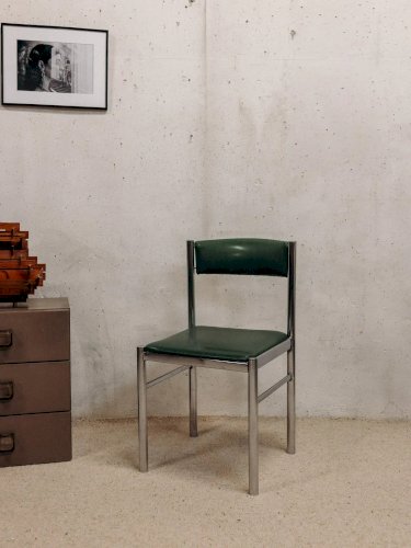 Alma, le lot de 4 chaises en skaï N°985