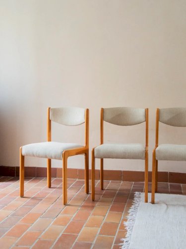 Alma, le lot de 4 chaises en tissu Baumann N°967