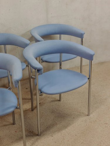 Alma, le lot de 4 chaises Space Age bleues N°1037