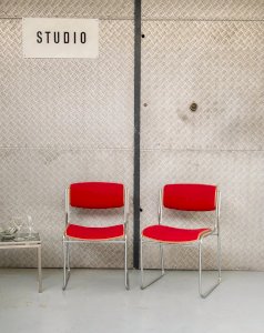 Alma, le lot de 6 chaises en laine N°515