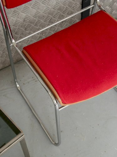 Alma, le lot de 6 chaises en laine N°515