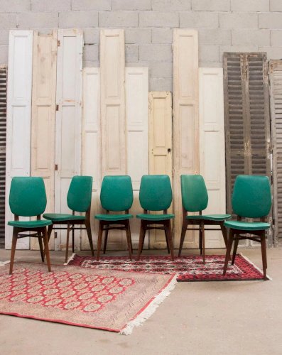 Alma, le lot de 6 chaises en vinyle et bois N°1098