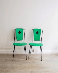 Alma, le lot de 6 chaises vertes N°529