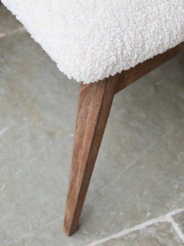 Alma, les 4 chaises en bois et tissu bouclette N°1278