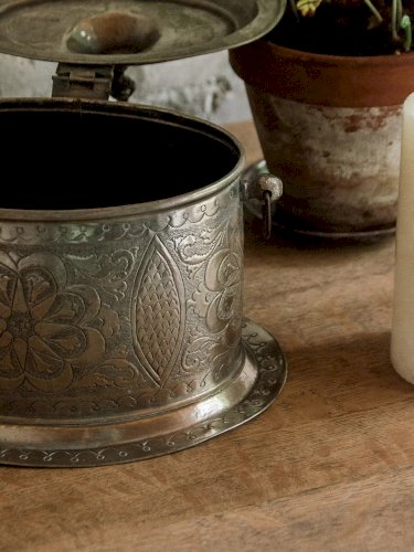 Ambroise, la boite à thé en métal N°582