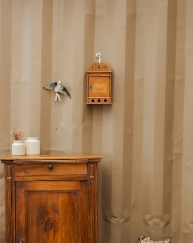 Ambroise, la boite aux lettres en bois N°673