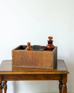 Ambroise, the wooden storage box No. 402