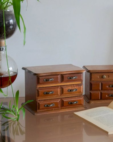 Ambroise, la boite de rangement en bois N°682