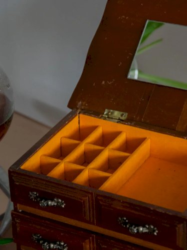 Ambroise, la boite de rangement en bois N°682