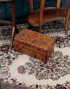 Ambroise, the wooden box No. 577