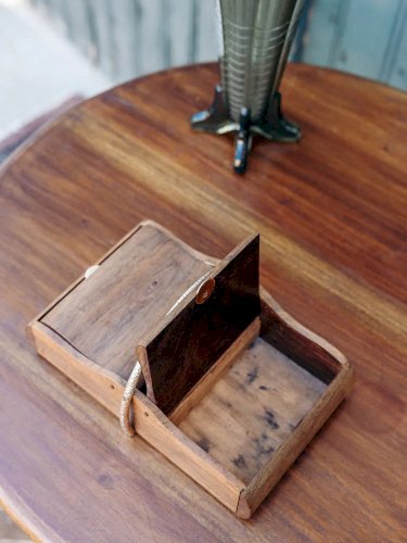 Ambroise, la boite en bois N°583