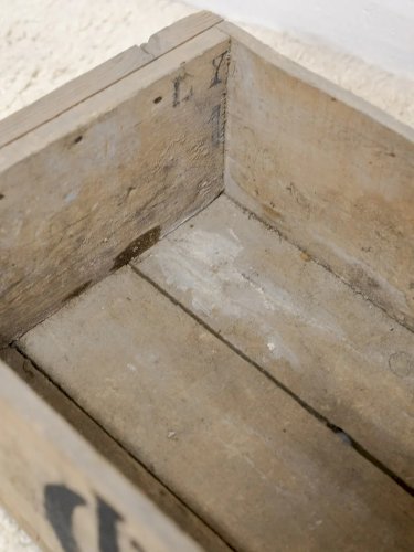 Ambroise, la caisse en bois N°773