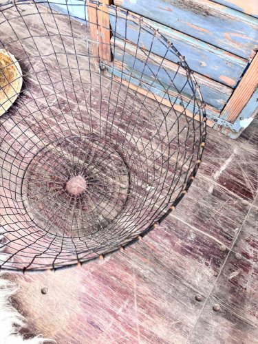 Ambroise, la corbeille en métal N°524