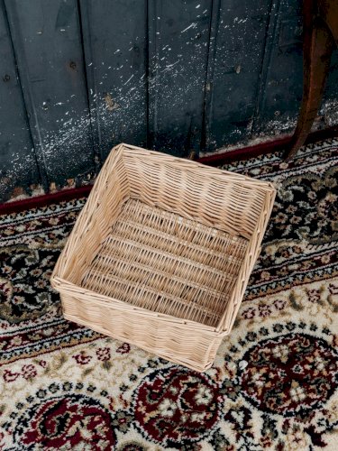 Ambroise, la corbeille en osier N°434