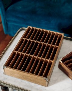 Ambroise, la paire de casiers en bois N°621