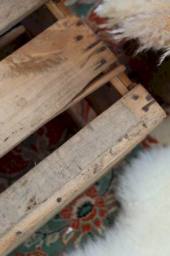 Ambroise, le caisse en bois N°779