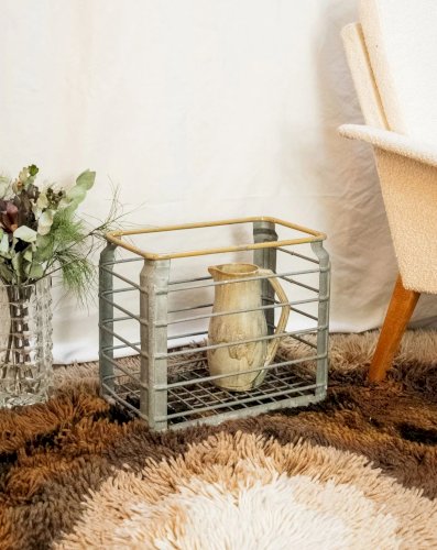 Ambroise, le casier à lait en métal galvanisé N°802