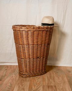 Ambroise, the wicker basket No. 691