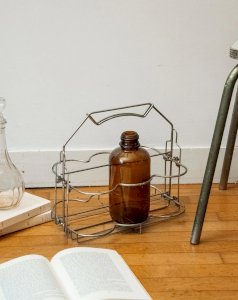 Ambroise, the foldable metal bottle holder No. 733