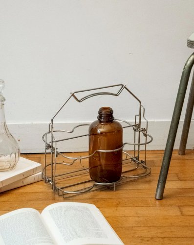 Ambroise, le porte-bouteilles pliable en métal N°733