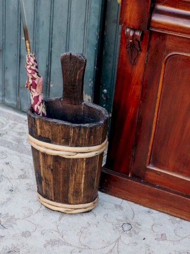 Ambroise, le porte-parapluie en bois N°729